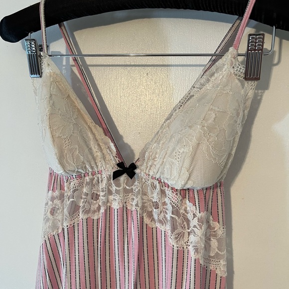 VICTORIA’S SECRET Classic Pink Stripe Lace Modal V-neck Slip Nightgown - Sz M🩷 - Picture 2 of 7